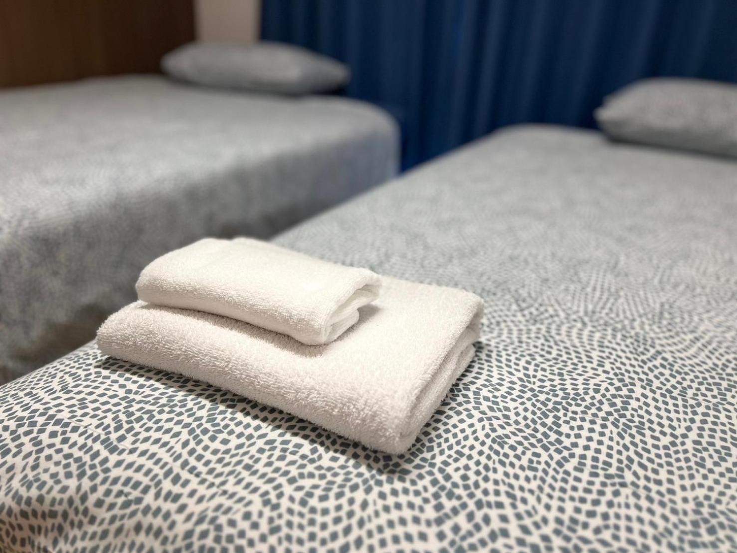 Appartement Kurarisu Hakata クラリス博多 à Fukuoka  Extérieur photo